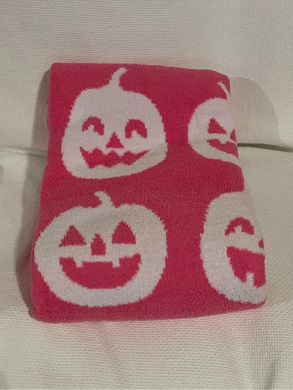Novogratz Feather Pink Oversized Pink Throw Happy Pumpkin Throw Halloween Throw